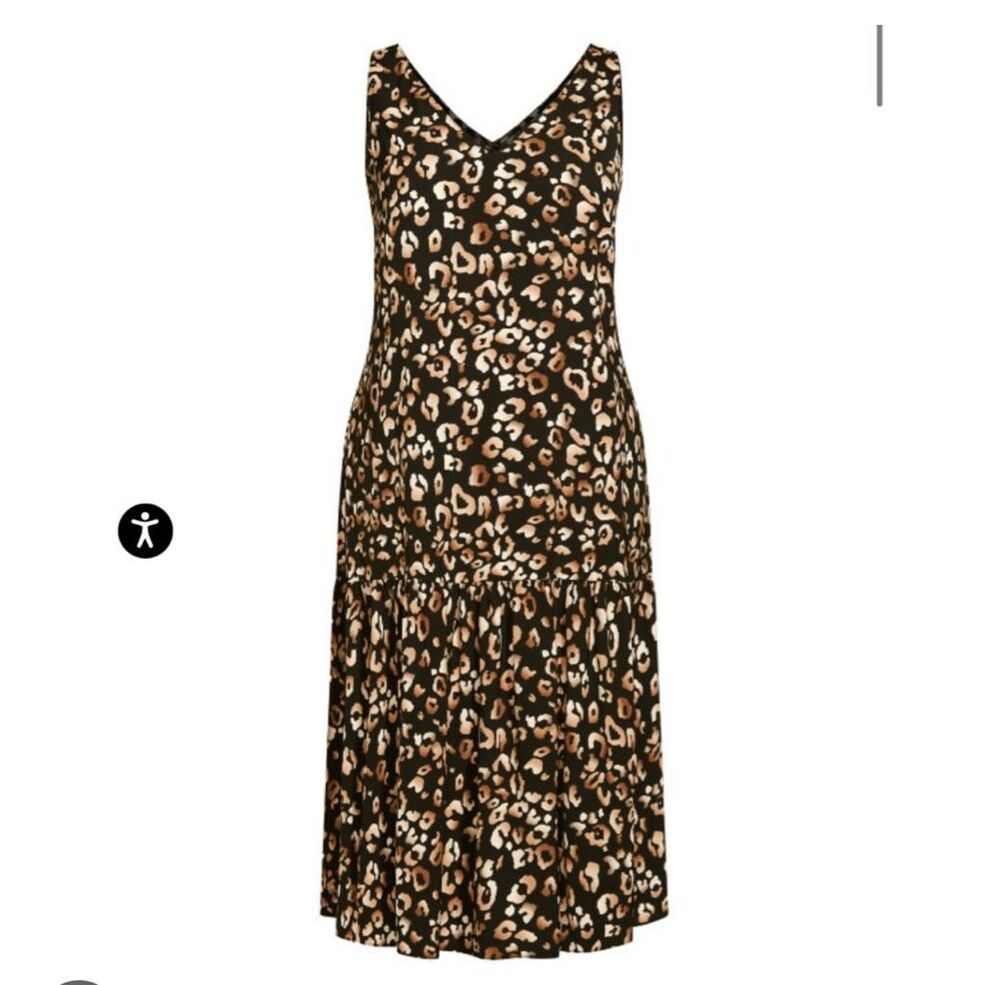 City Chic $109 Refinity Women's leopard Print Tiered Dress Safari Sz 16 NWT